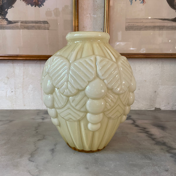 Grand vase en opaline jaune Art Déco