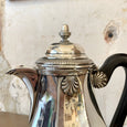 Service à café en métal argenté modèle coquille