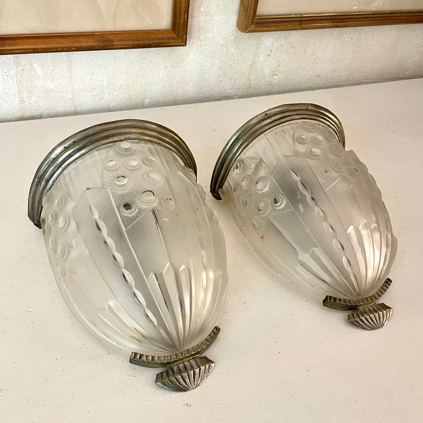 Paire d'appliques en verre attribuées à George Leleu