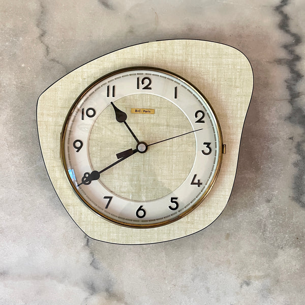 Horloge murale BC Paris beige vintage