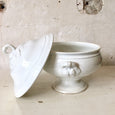 Soupière blanche fin XIXème siècle en porcelaine de Gien
