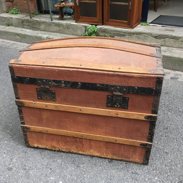 Malle en bois fer et jute