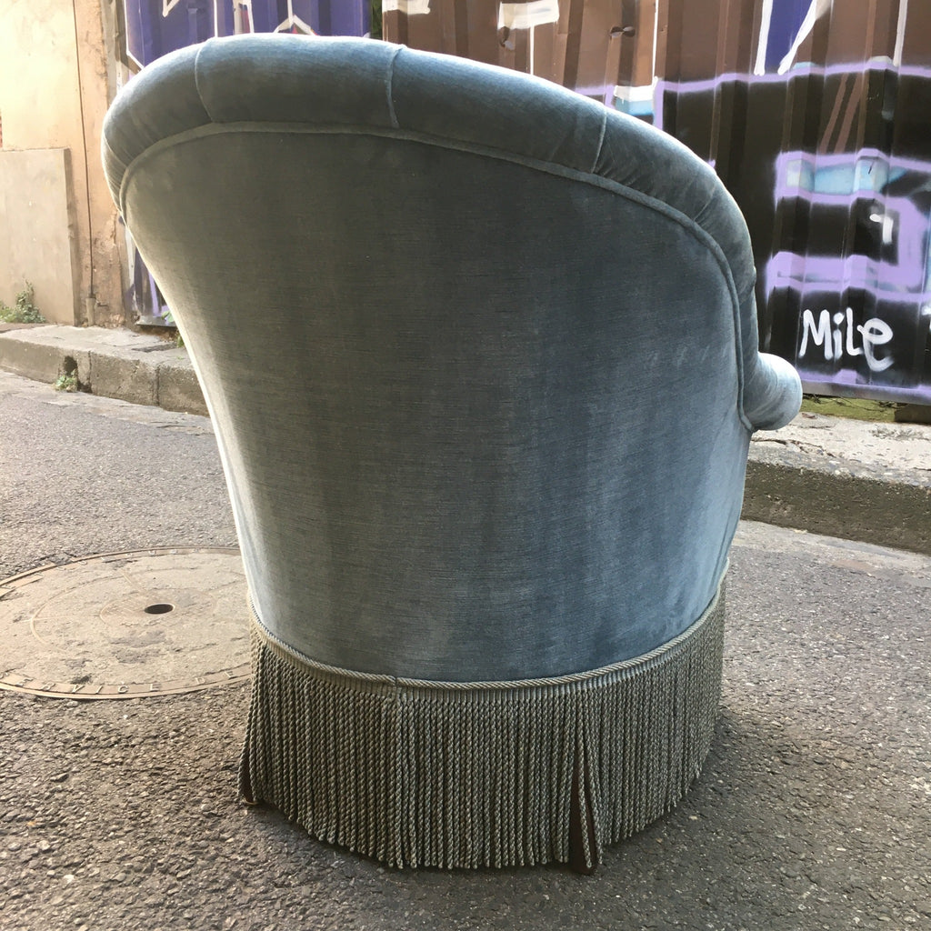Fauteuil crapaud velours bleu capitonné