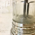 Moulin à poivre en métal argenté et cristal