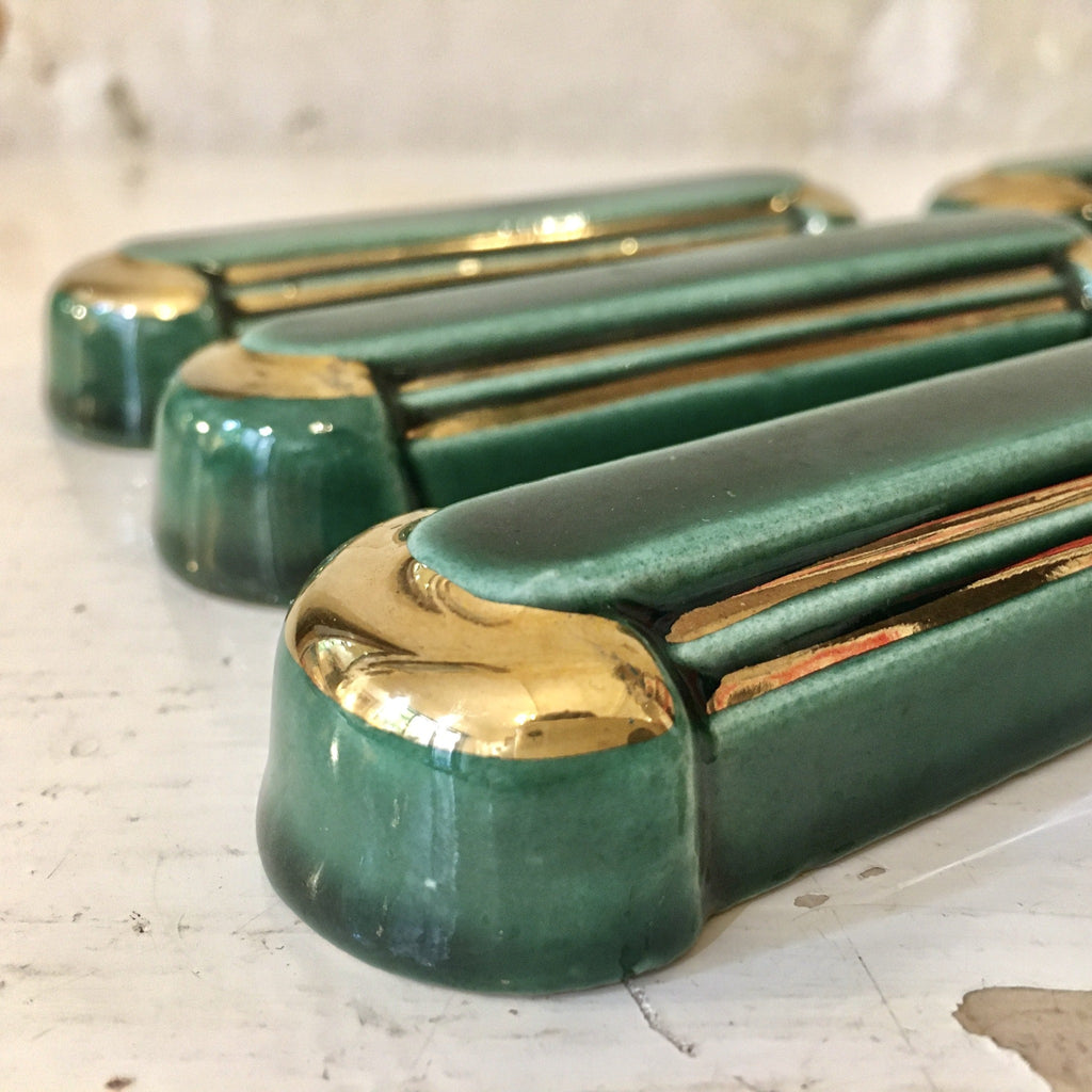 Lot de 6 porte-couteaux en faënce vert foncé