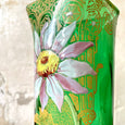 Vase en verre émaillé vert Art Nouveau