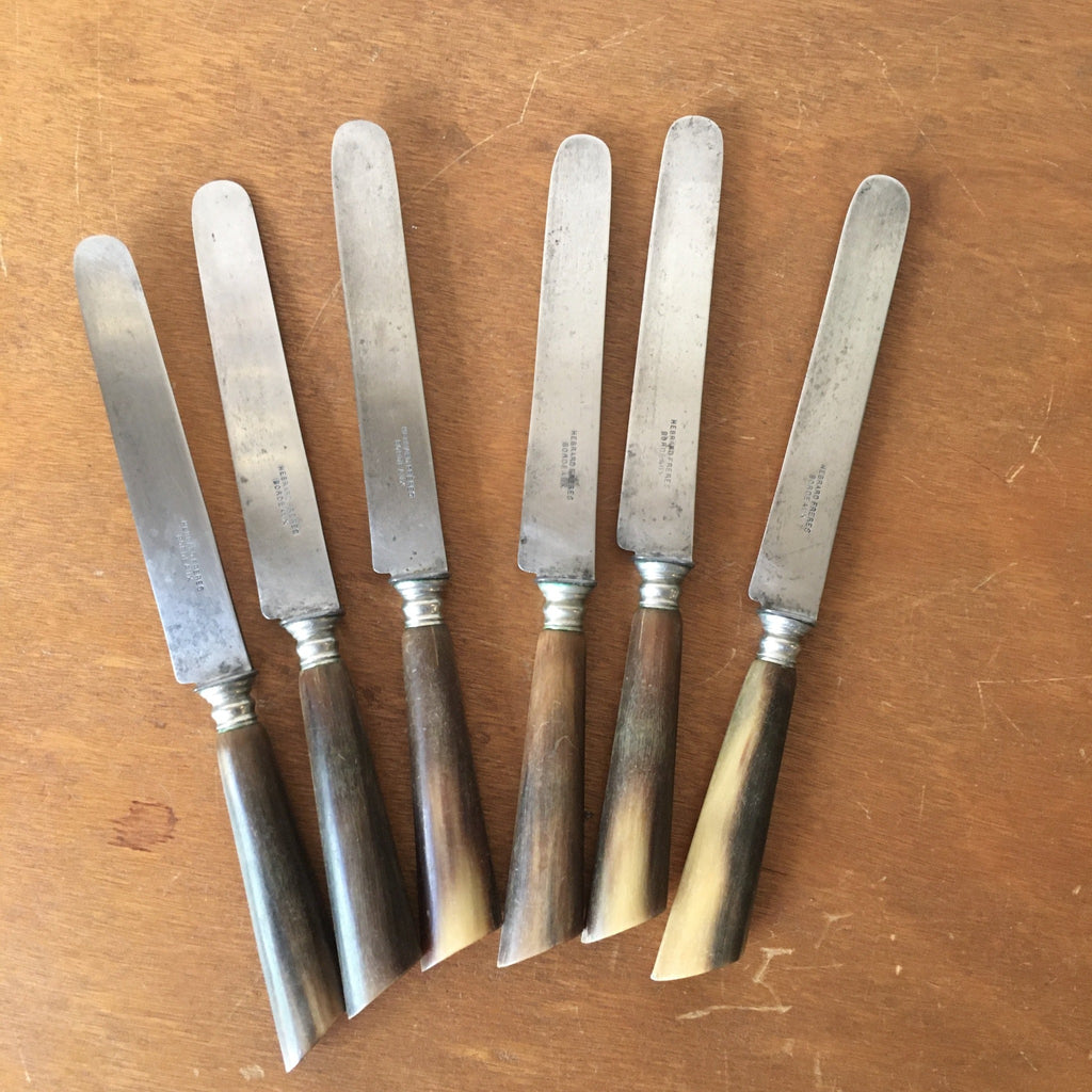 Ensemble de 6 couteaux manche en corne Hébrard