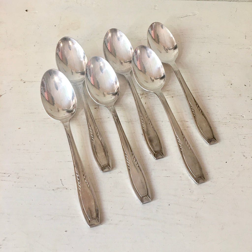 Ensemble de 6 cuillères à entremets en métal argenté Ercuis