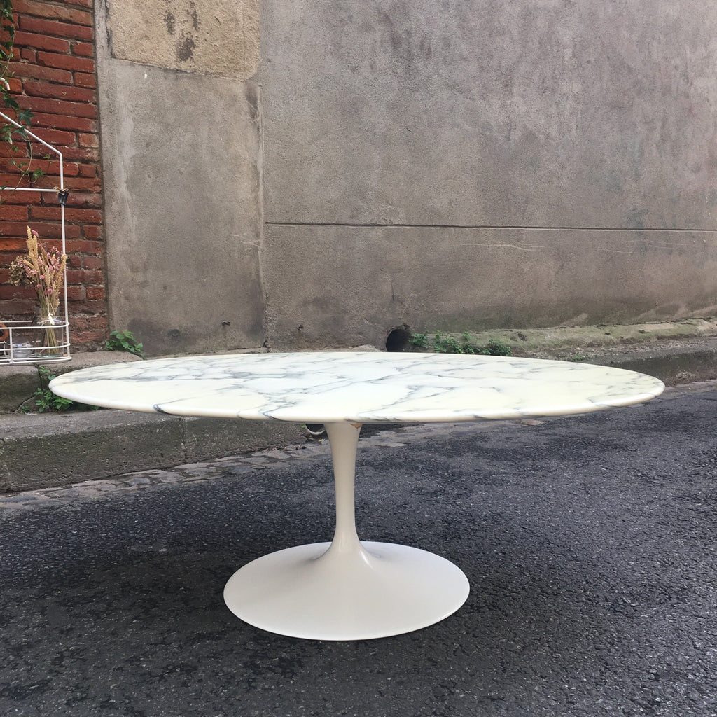 Table basse tulipe ovale Eero Saarinen