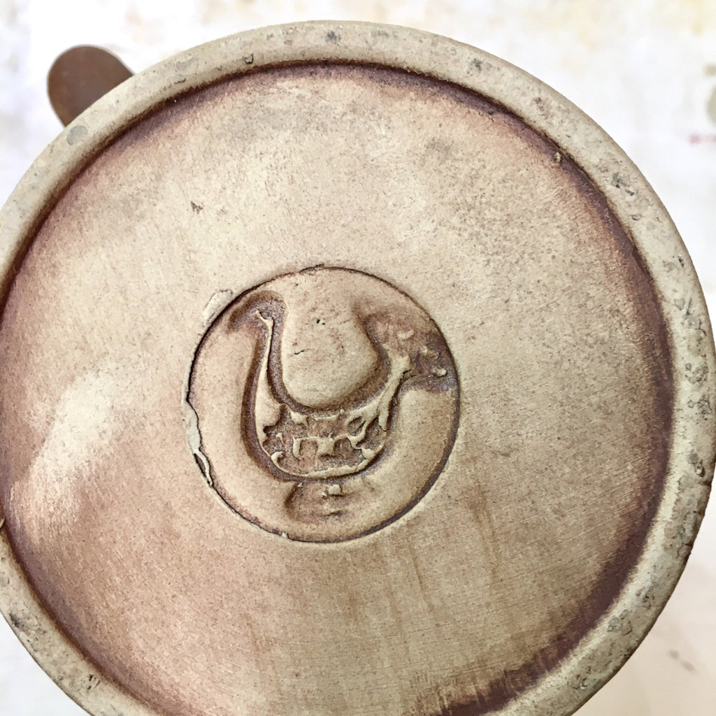 Pichet en grès intérieur émaillé écru