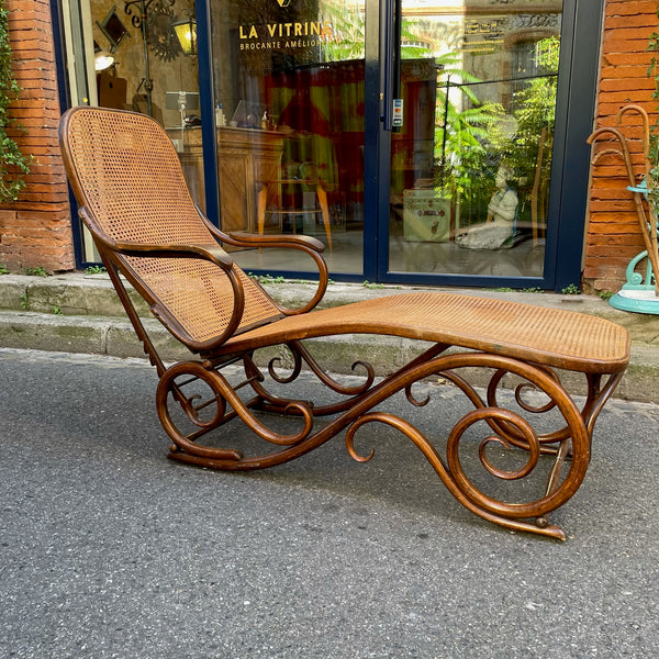 Chaise longue bois courbé 1900