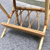 Table de chevet / porte-revue en rotin