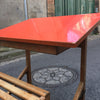 Bureau d'enfant pliable en formica orange