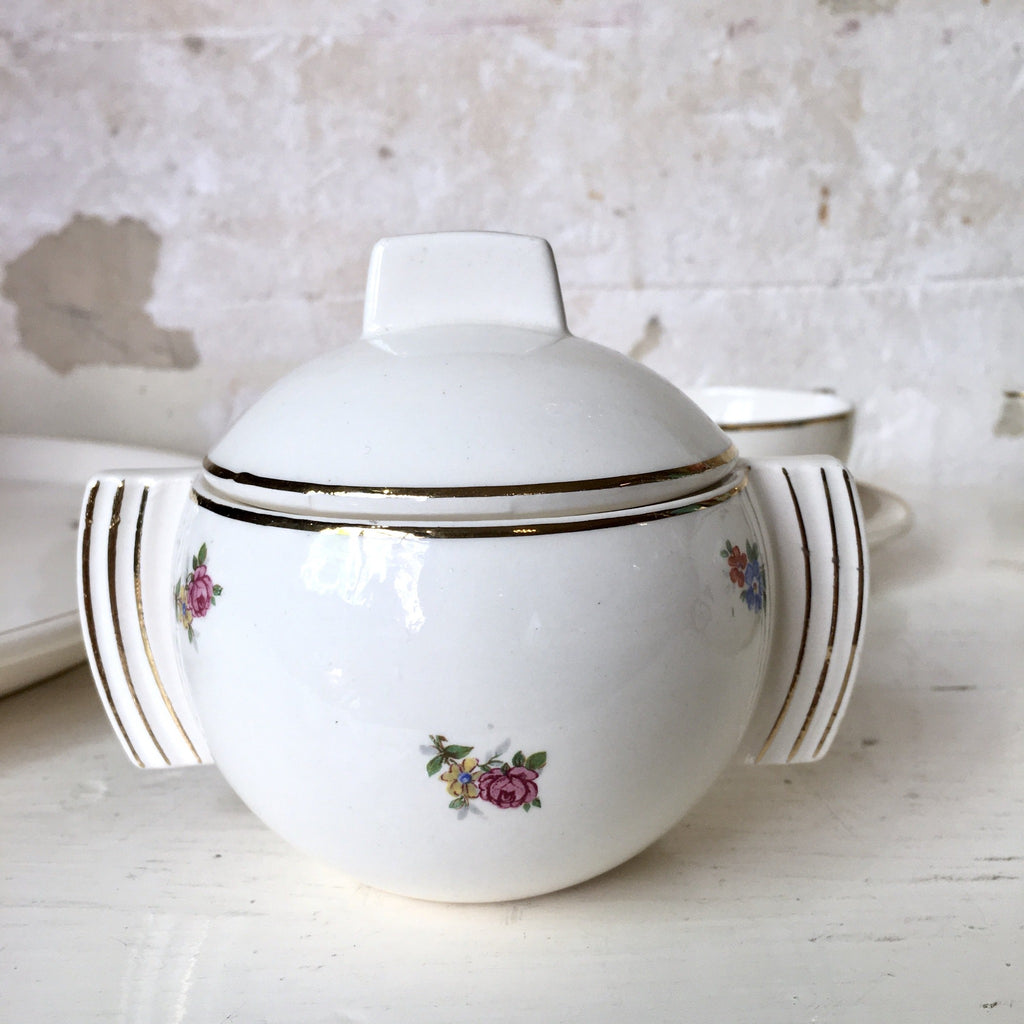 Service à thé Art Déco en demi porcelaine de Badonviller 