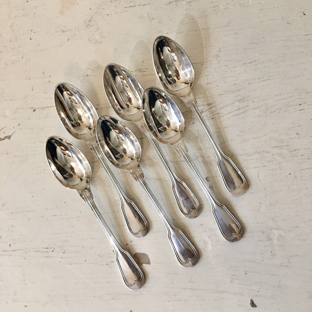 Ensemble de 6 petites cuillères en métal argenté