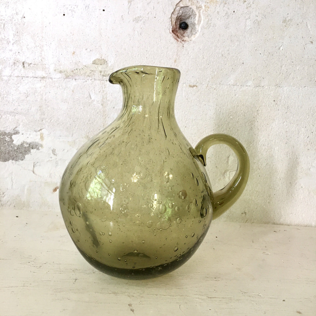 Carafe ronde en verre bullé verte