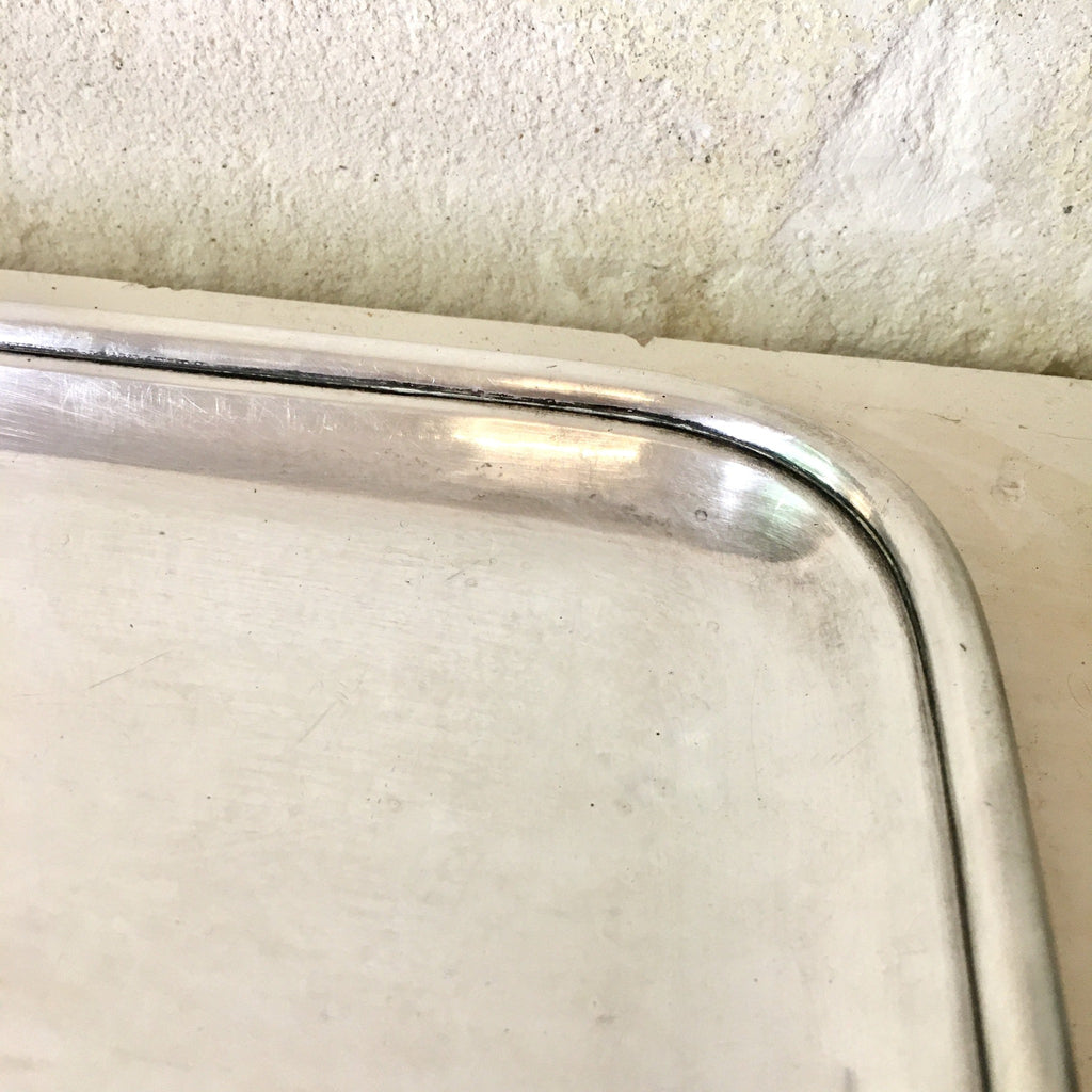 Grand plateau en métal blanc Félix Frères