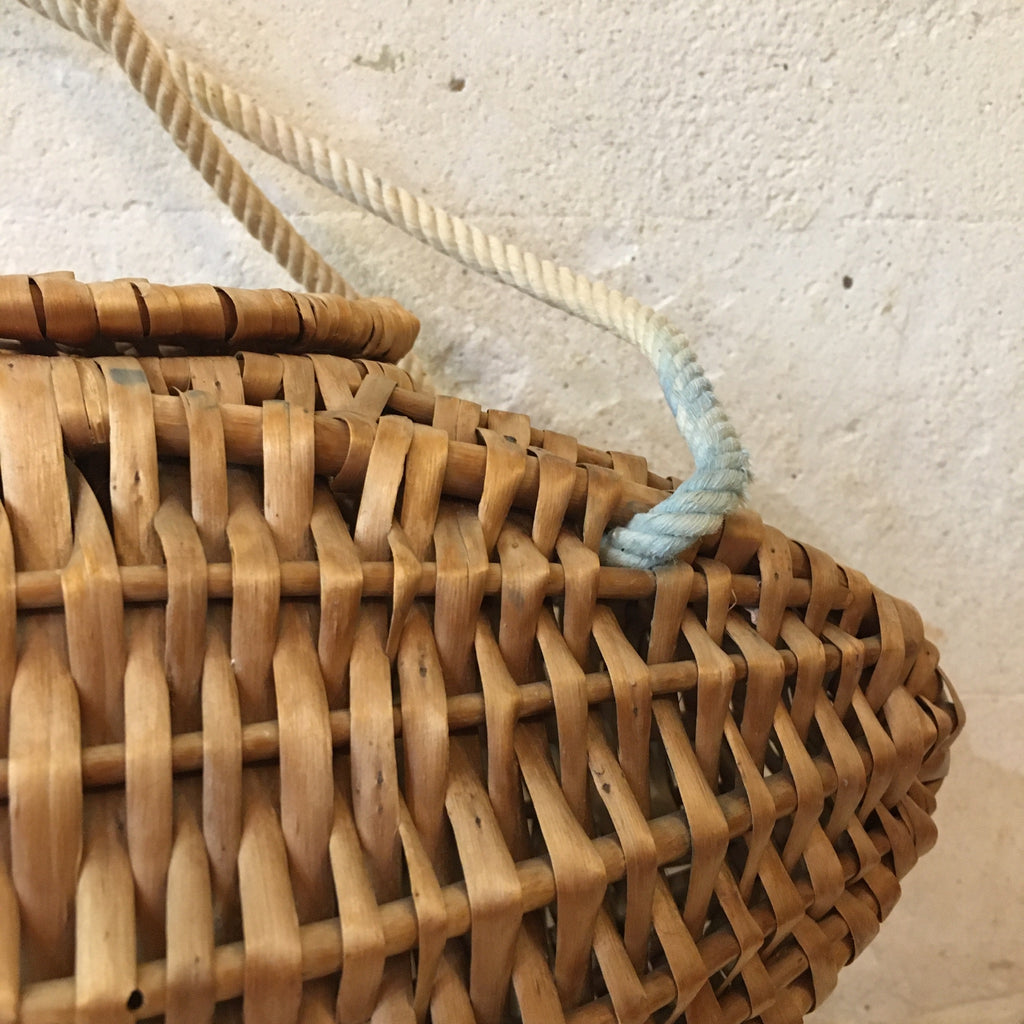 Panier de pêche en osier