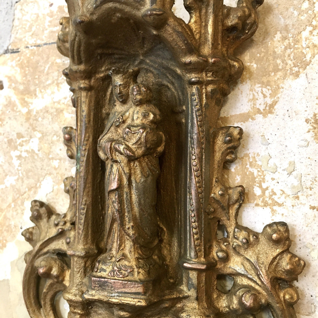 Bénitier en bronze doré