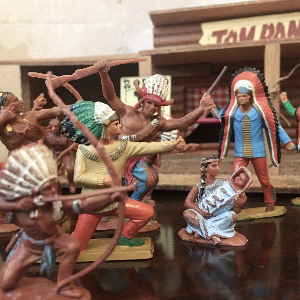 Ensemble Saloon et ranch en bois