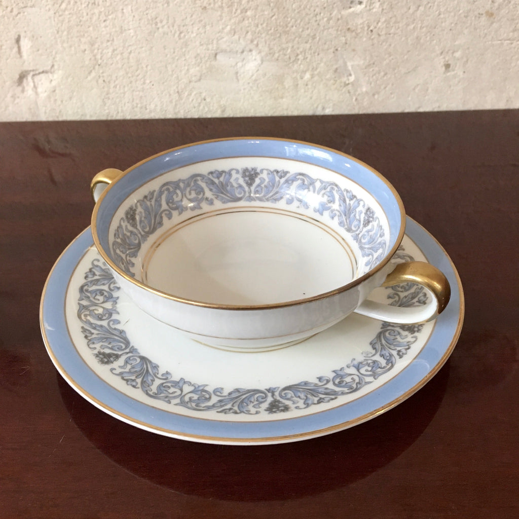 Paire de tasses en porcelaine de Limoges Charles Ahrenfeldt