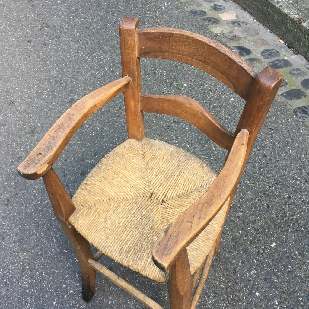 Chaise haute pour bébé en bois assise paille