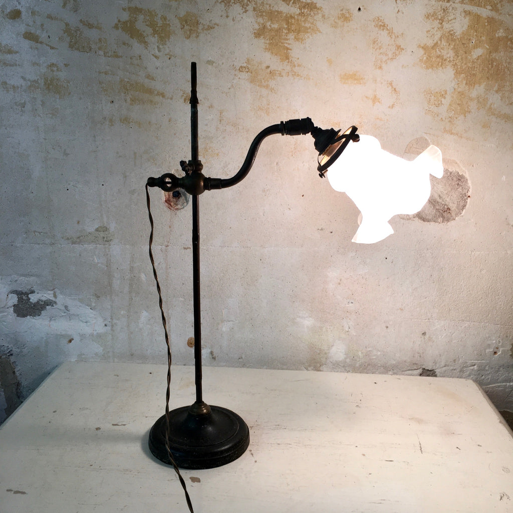 Lampe de bureau col de cygne abat-jour pâte de verre