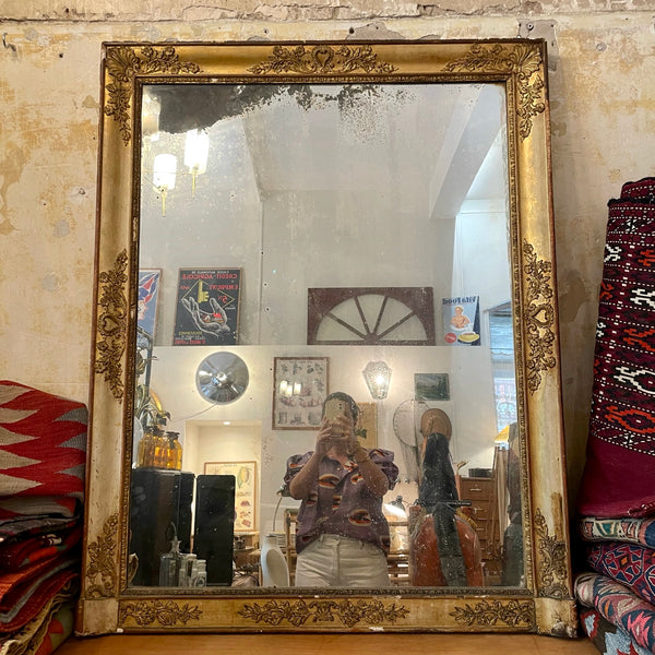 Grand miroir Renaissance doré