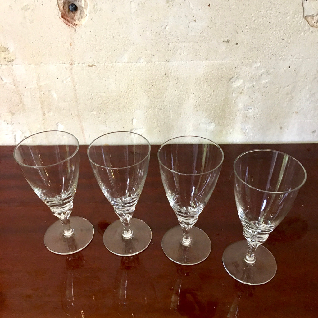 Lot de 4 verres à pied en cristal