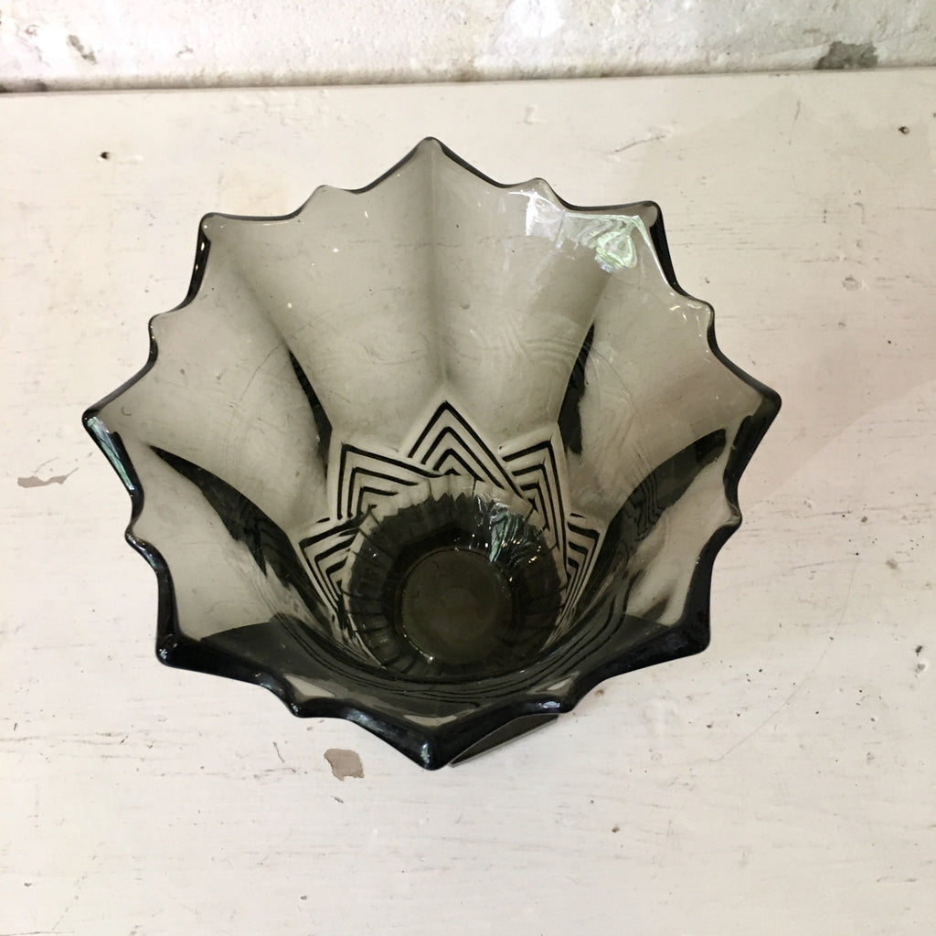 Vase évasé en verre fumé gris