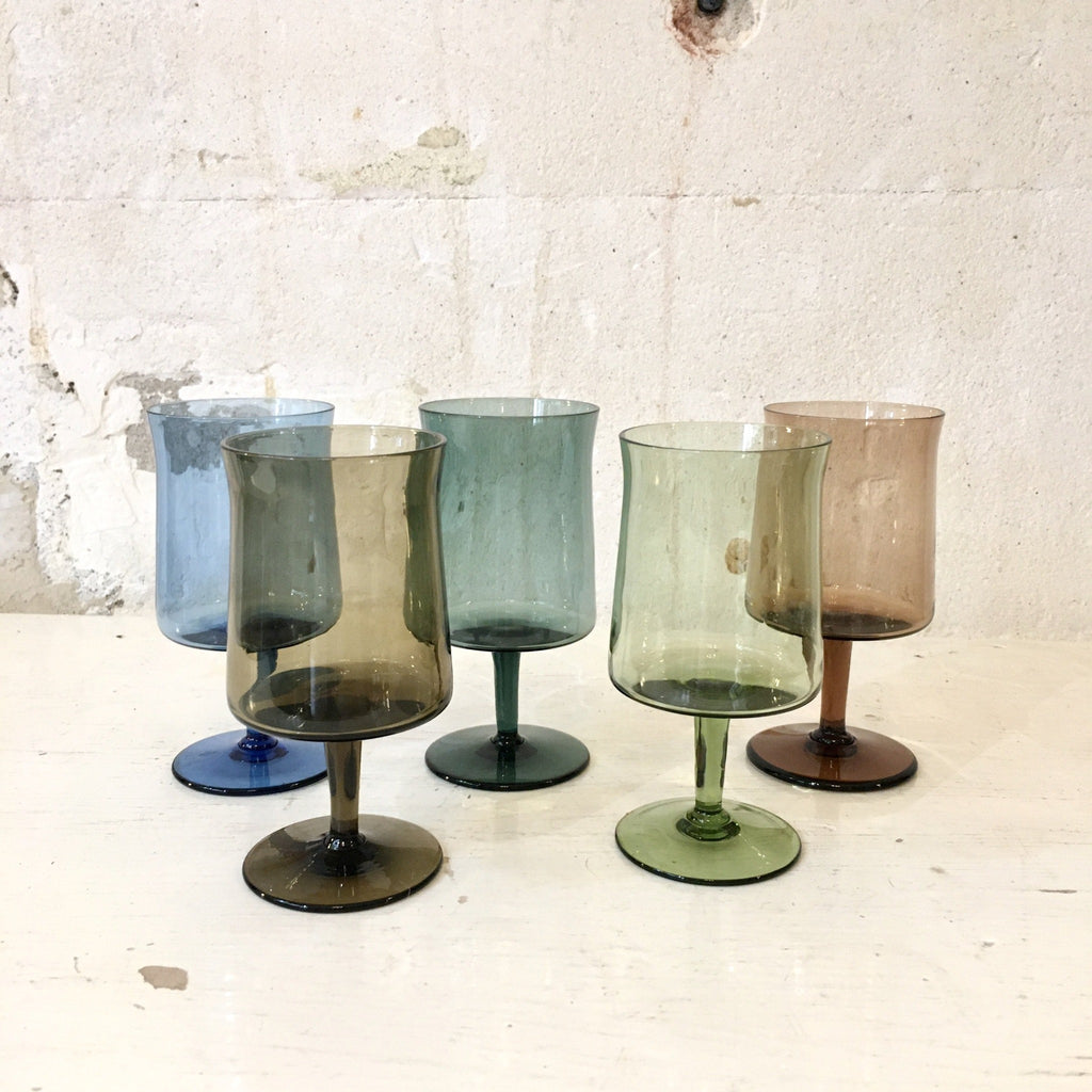 Ensemble de 5 verres multicolores en cristal