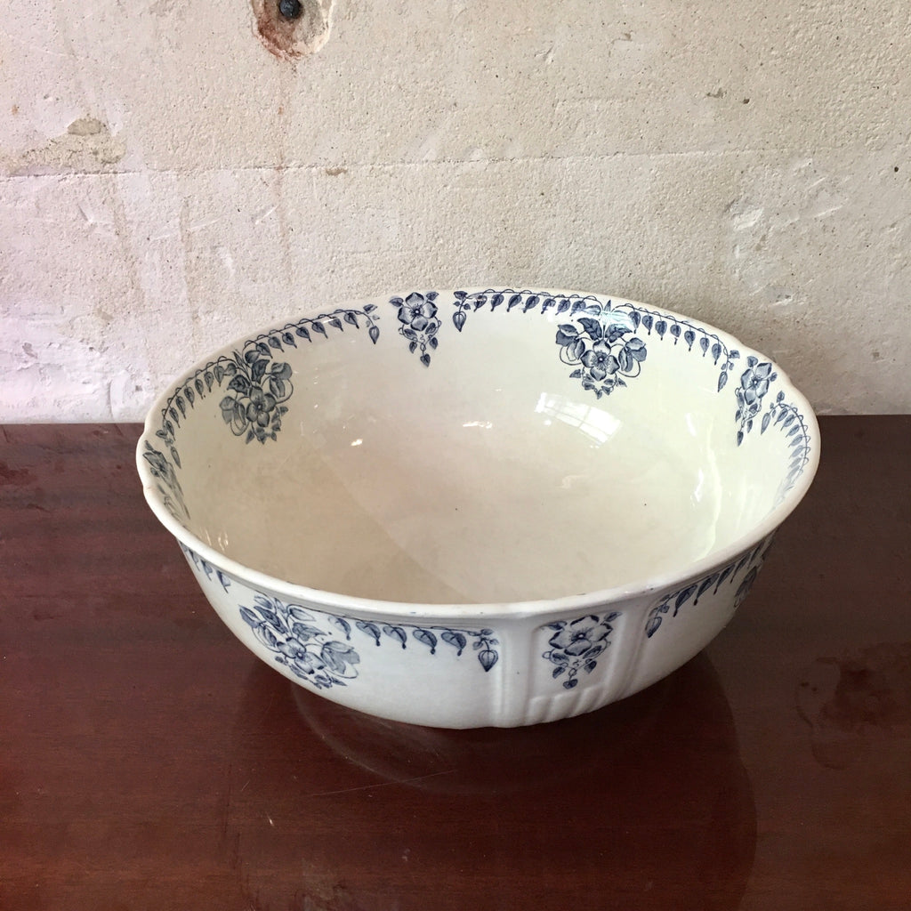 Saladier en faïence fleurs bleues