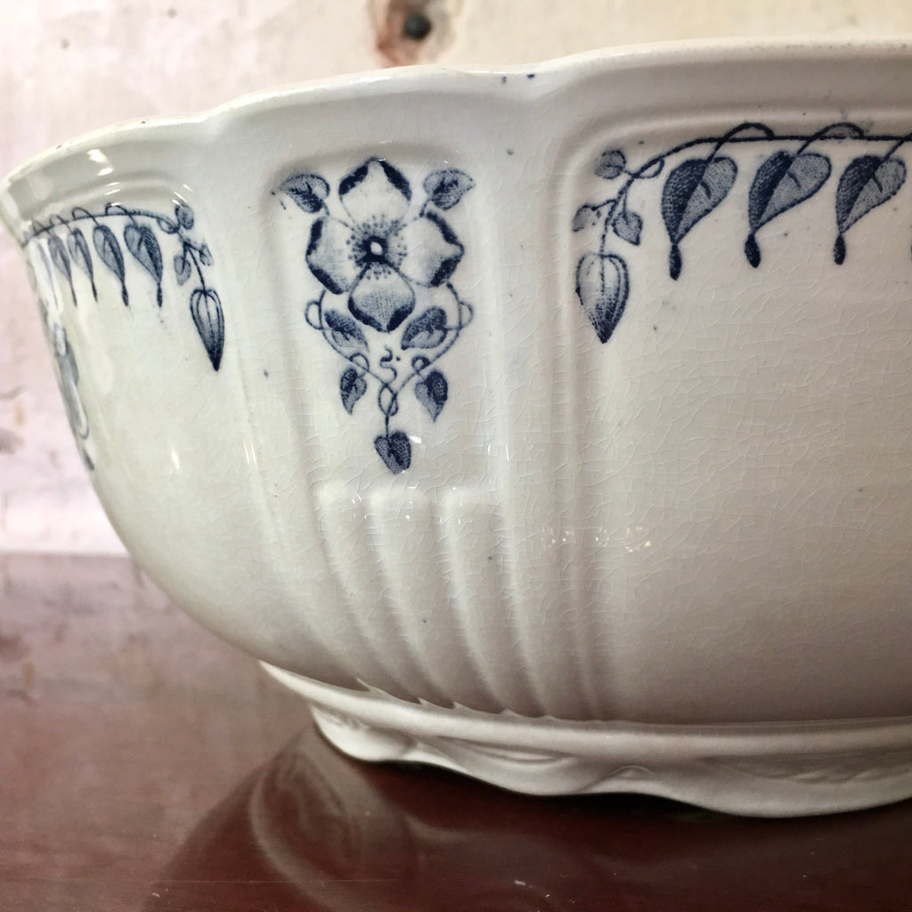 Saladier en faïence fleurs bleues