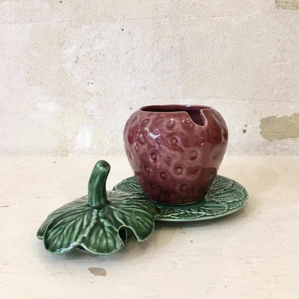 Sucrier en barbotine fraise