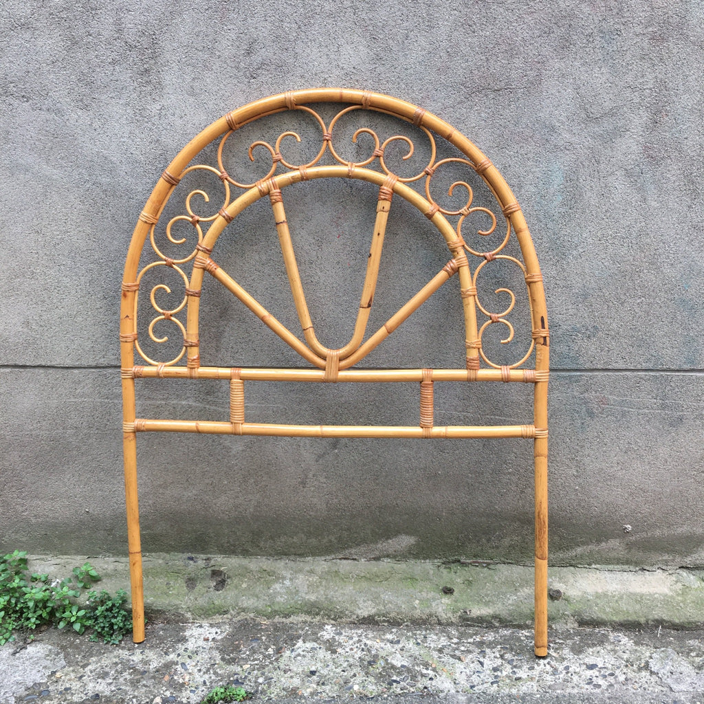 Tête de lit simple en rotin années 1970