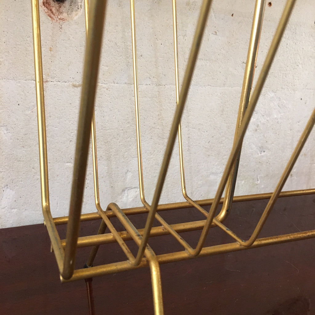 Porte-revues en métal doré