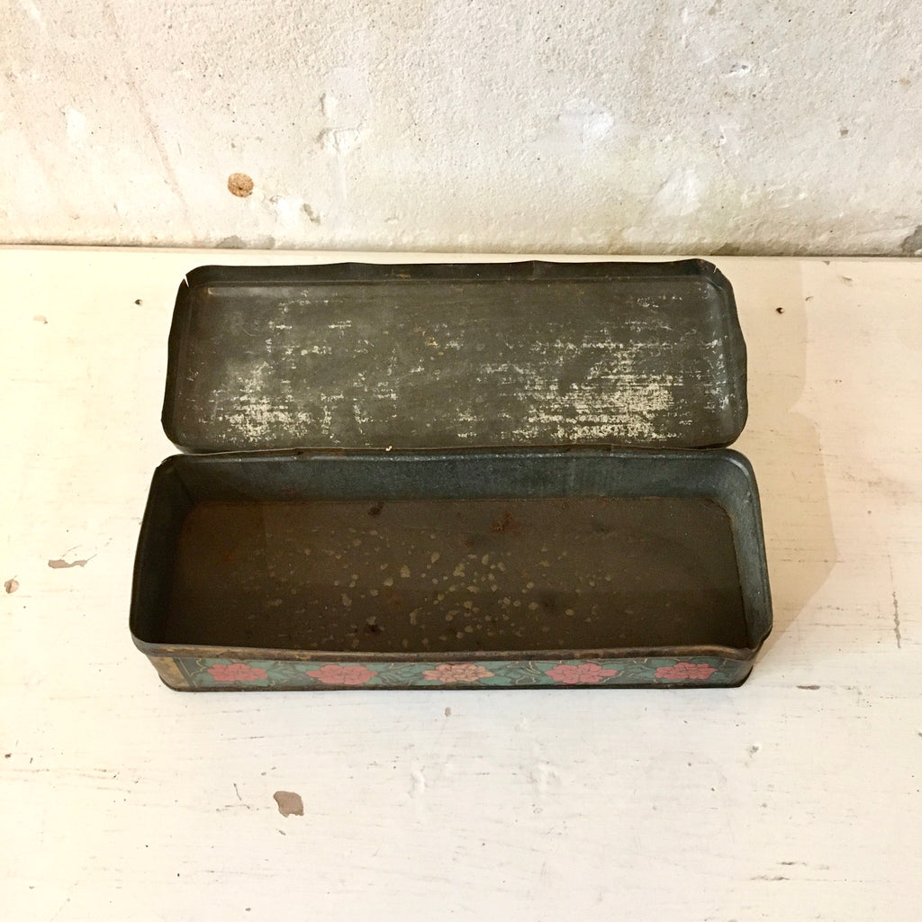 Boîte en fer rectangulaire Art Déco