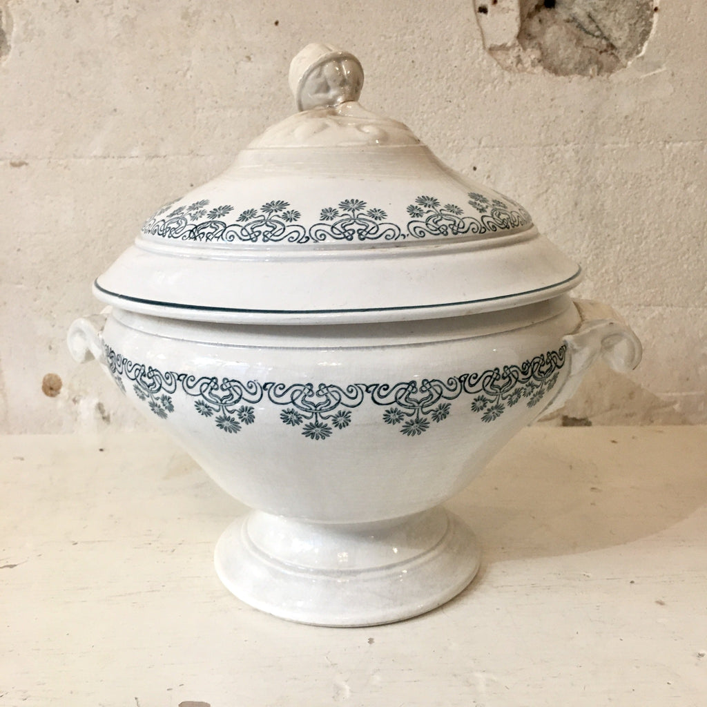 Soupière blanche et verte fin XIXIième Digoin et Sarrreguemines