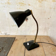 Petite lampe de bureau Aluminor repeinte noire