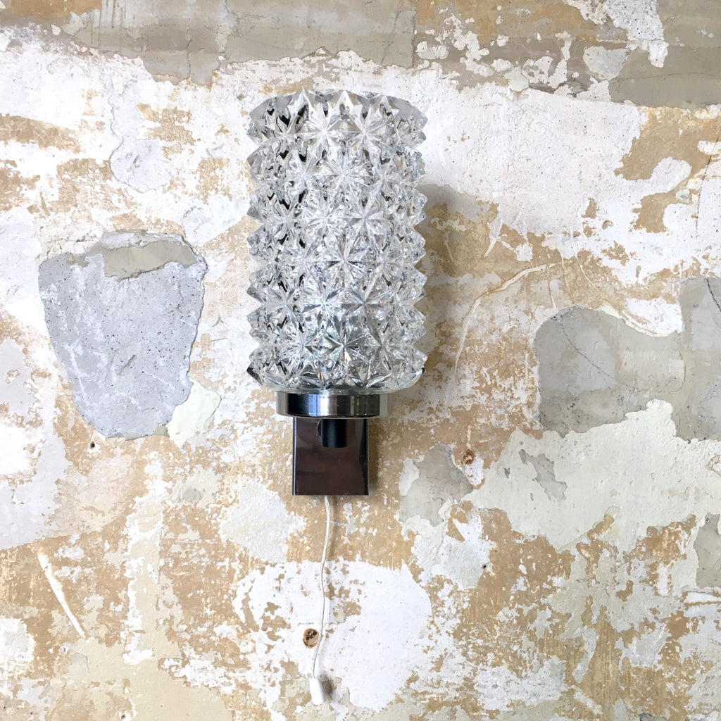 Applique métal abat-jour verre moulé cylindrique années 1970