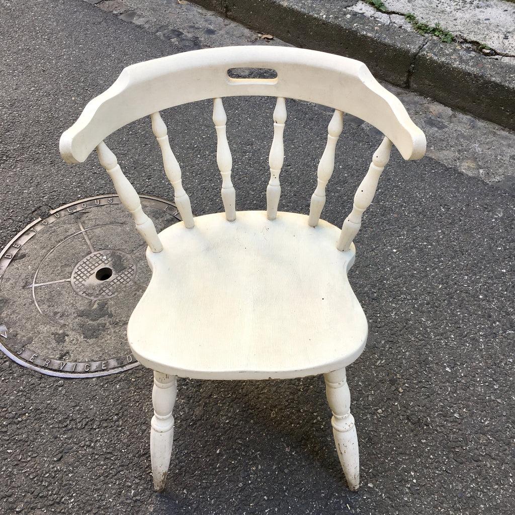 Chaise western en bois peint blanc