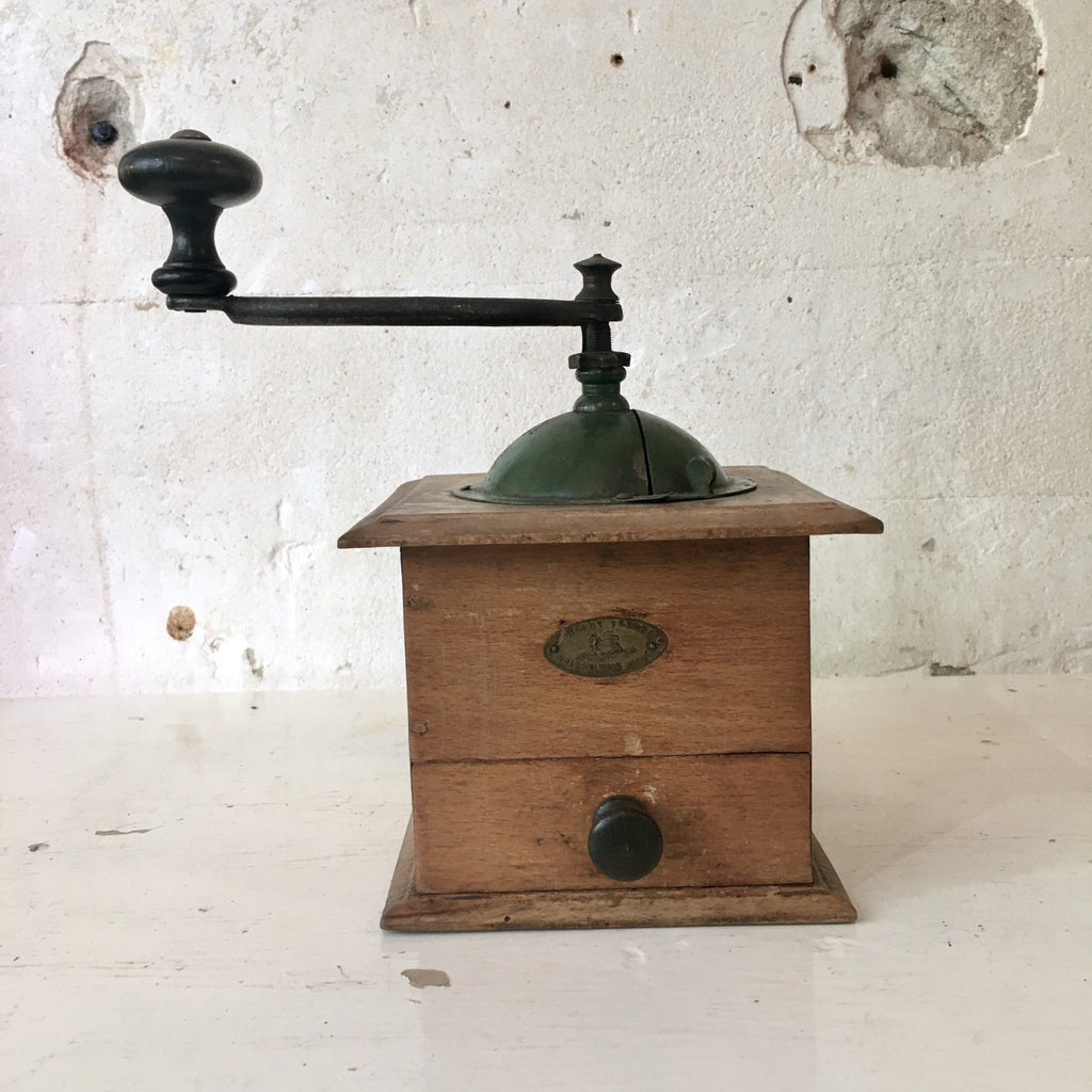 Grand moulin à café en bois et métal vert Peugeot Frères