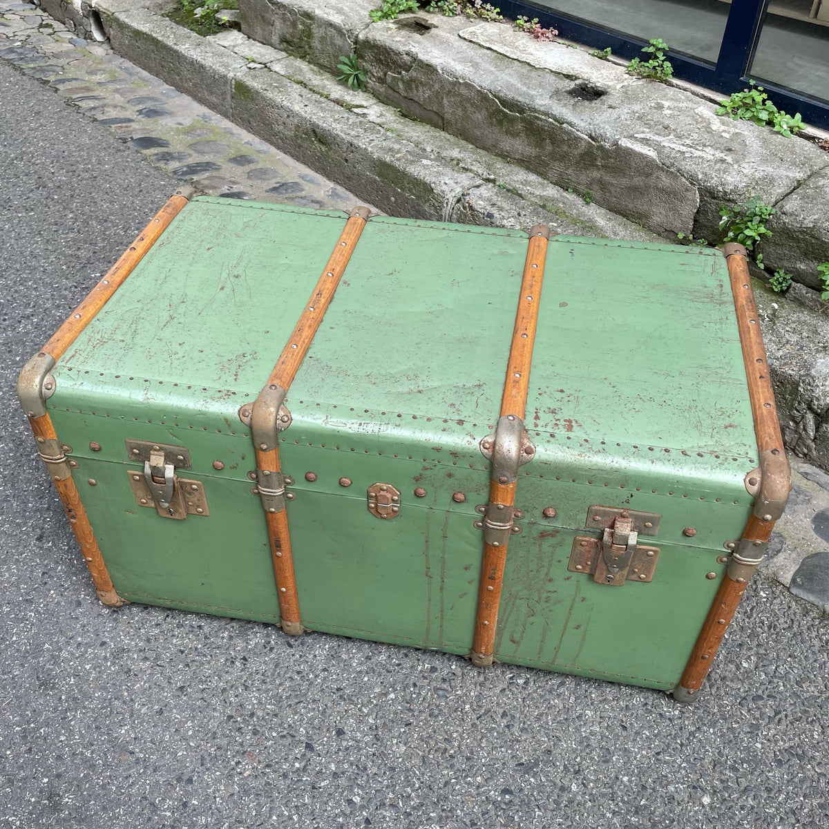 Malle De Voyage Ancienne Années 1950/1960 - Carton Et Bois Clouté - Occasion