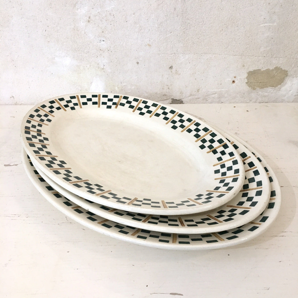 Plat de service oval Chantilly Terre de Fer HBC en faïence