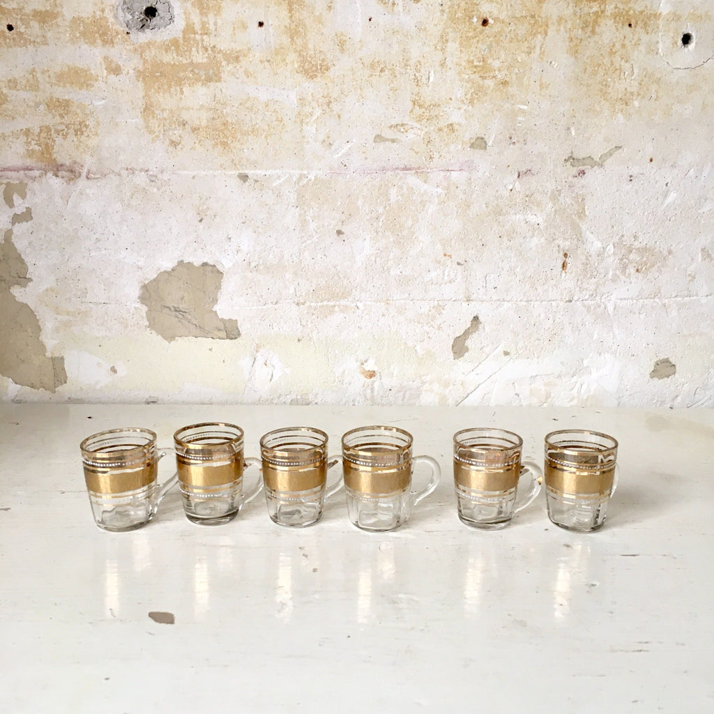 Ancien service à liqueur en verre soufflé, peint à la main - 6 tasses avec anse