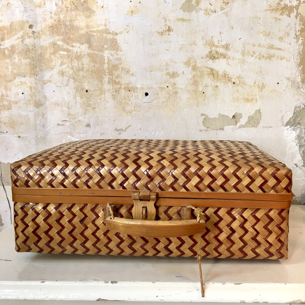 Valise en lamelles de bambou tressées bicolore