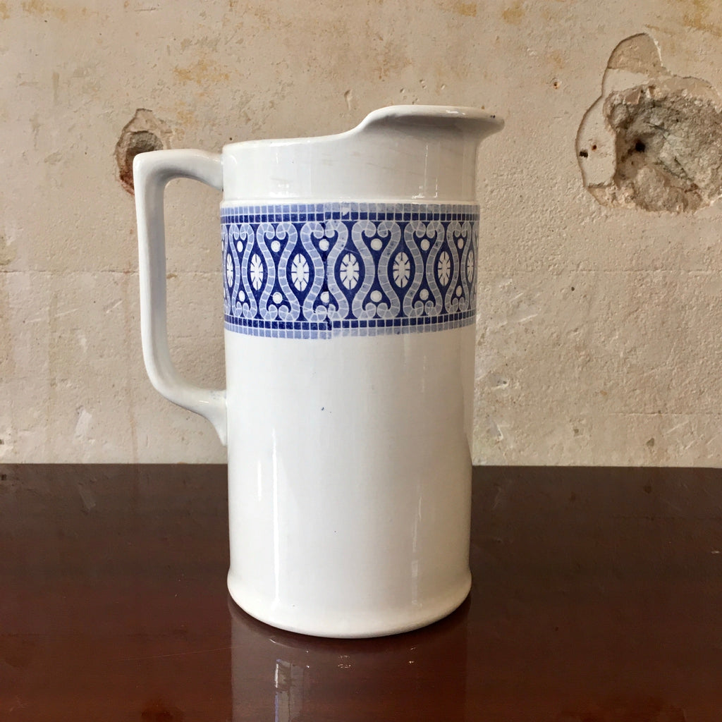 Grand broc de toilette Digoin décor Cyrus