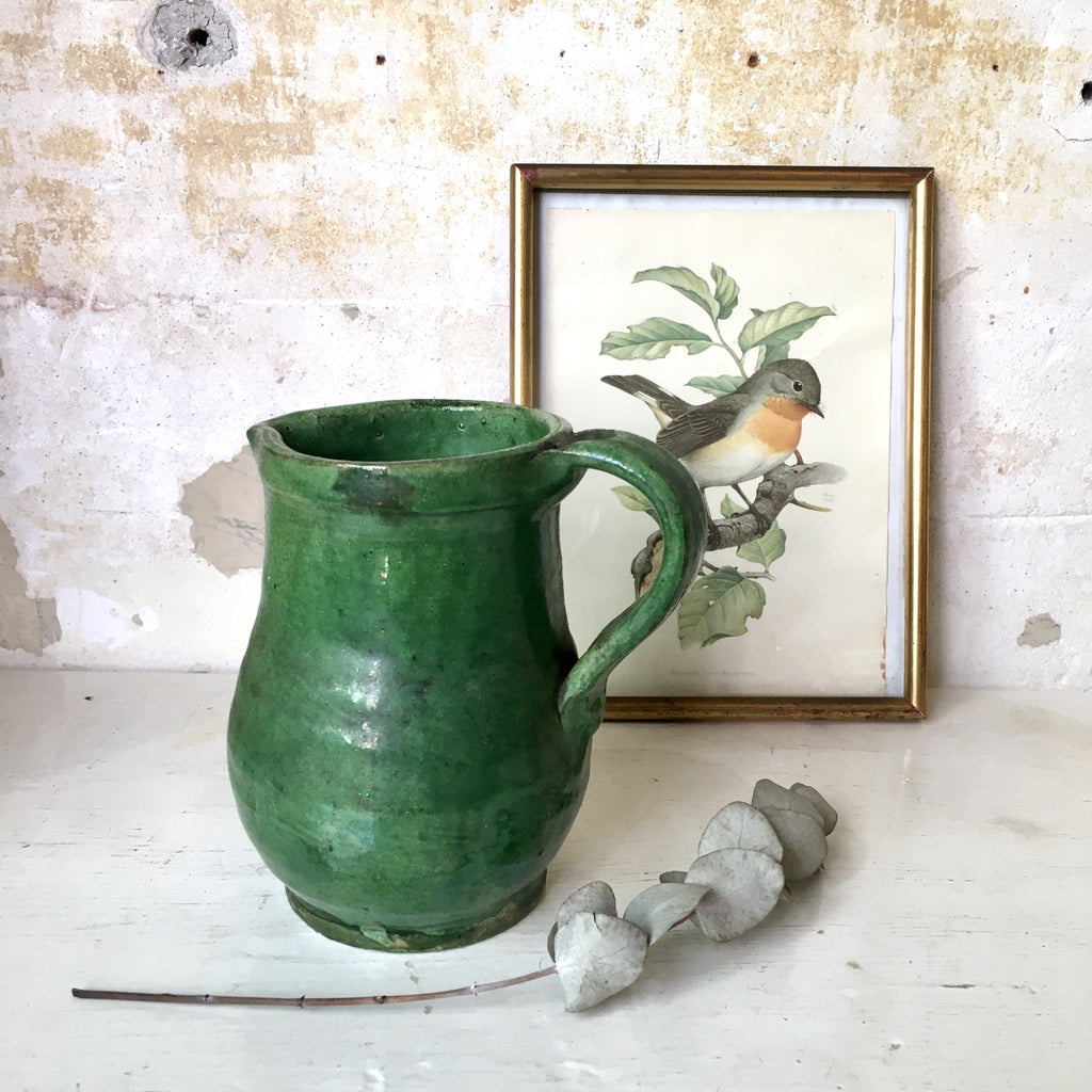 Pichet en grès émaillé vert