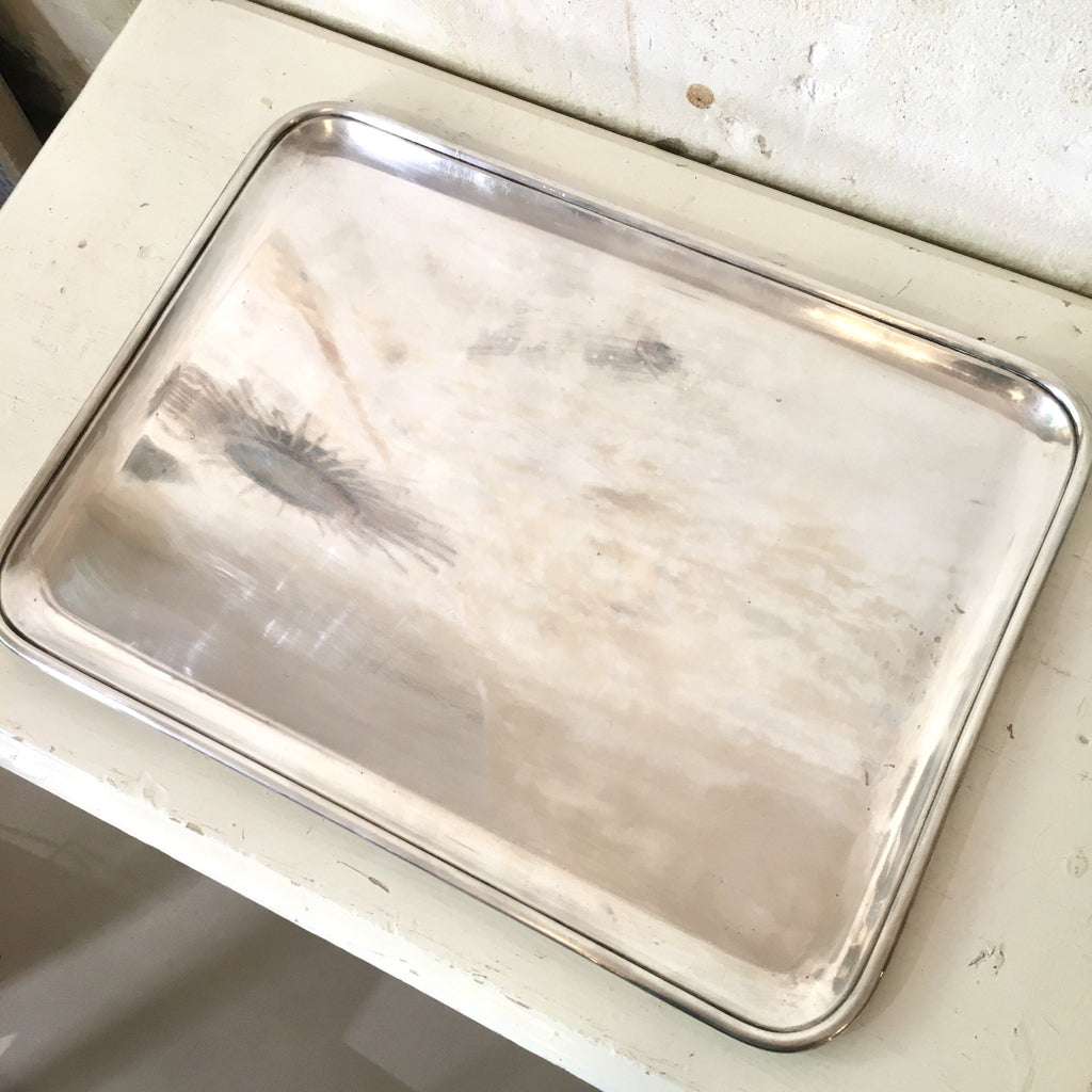 Grand plateau en métal blanc Félix Frères