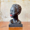 Buste femme noire plâtre